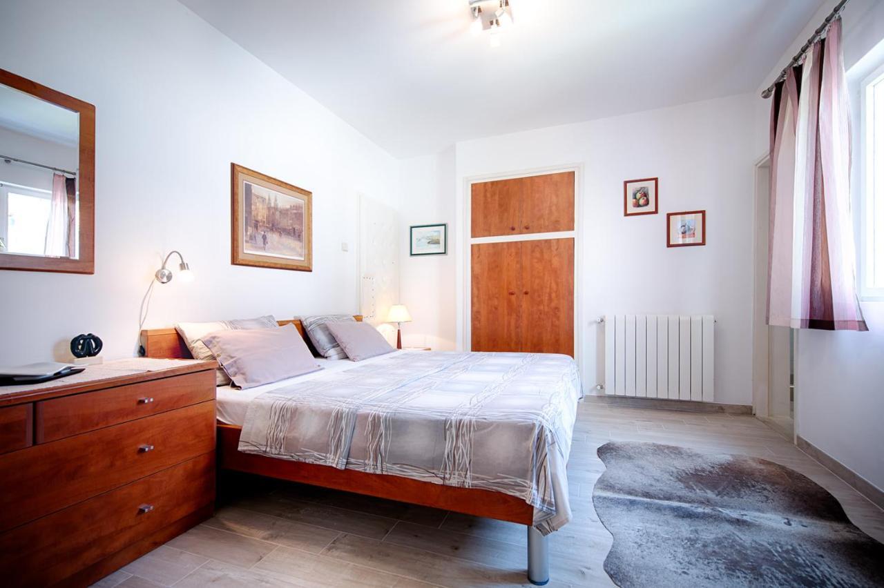 Villa Kamenica Komiža Exteriér fotografie