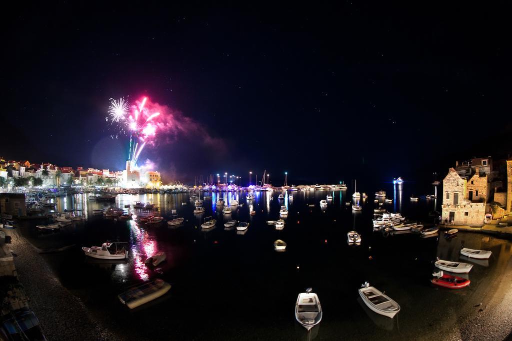 Villa Kamenica Komiža Pokoj fotografie