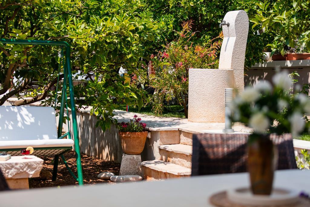 Villa Kamenica Komiža Exteriér fotografie
